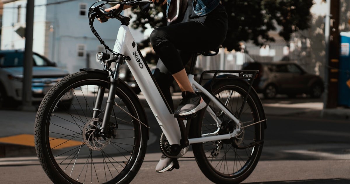 Electric bicycle on a city street — e-bike commuting 2026